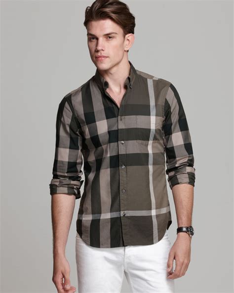 Men's Burberry Shirts .